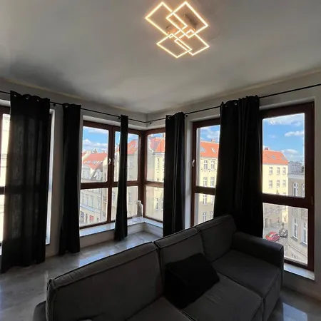 Windows To The Stylish * بوزنان