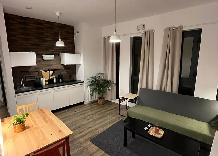 Апартаменти Windows To The Stylish