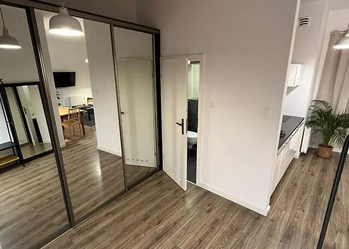 Windows To The Stylish Апартаменти Познань